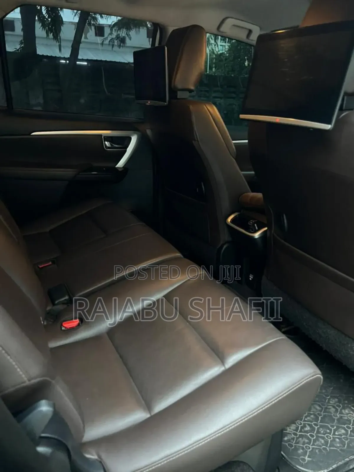 Toyota Fortuner 2.8 D AWD 2019 White