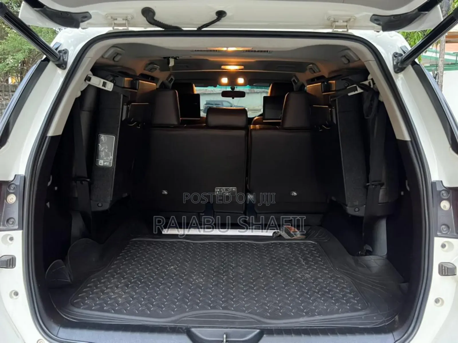 Toyota Fortuner 2.8 D AWD 2019 White
