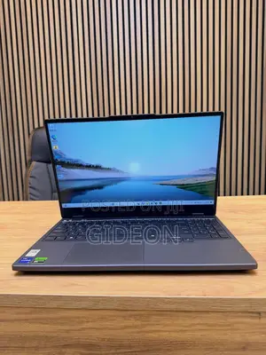 New Laptop Lenovo LOQ 15ARP9 24GB Intel Core I7 SSD 512GB