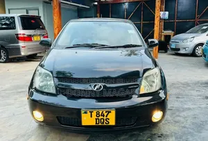 Toyota IST 2007 Black