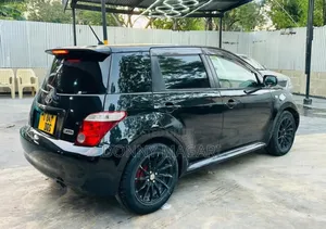 Toyota IST 2007 Black