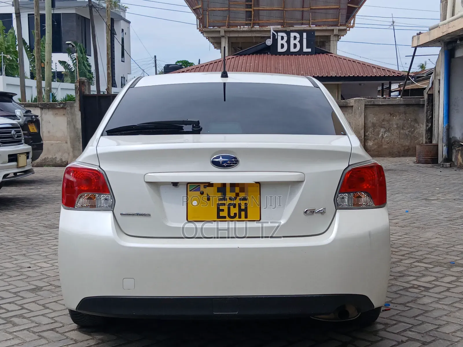 Subaru Impreza 2.0i Limited PZEV 4dr Hatchback AWD (2.0L 4cyl CVT) 2015