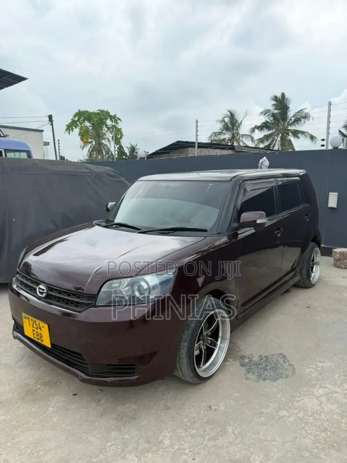Toyota Corolla Rumion 2009 Maroon