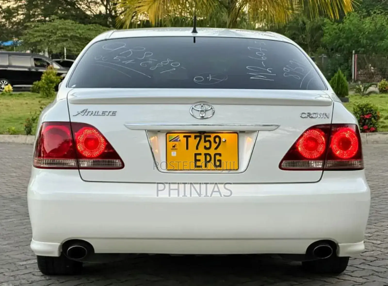 Toyota Crown 2006 White