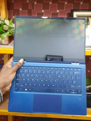Laptop HP Dragonfly G3 16GB Intel Core I5 SSD 256GB