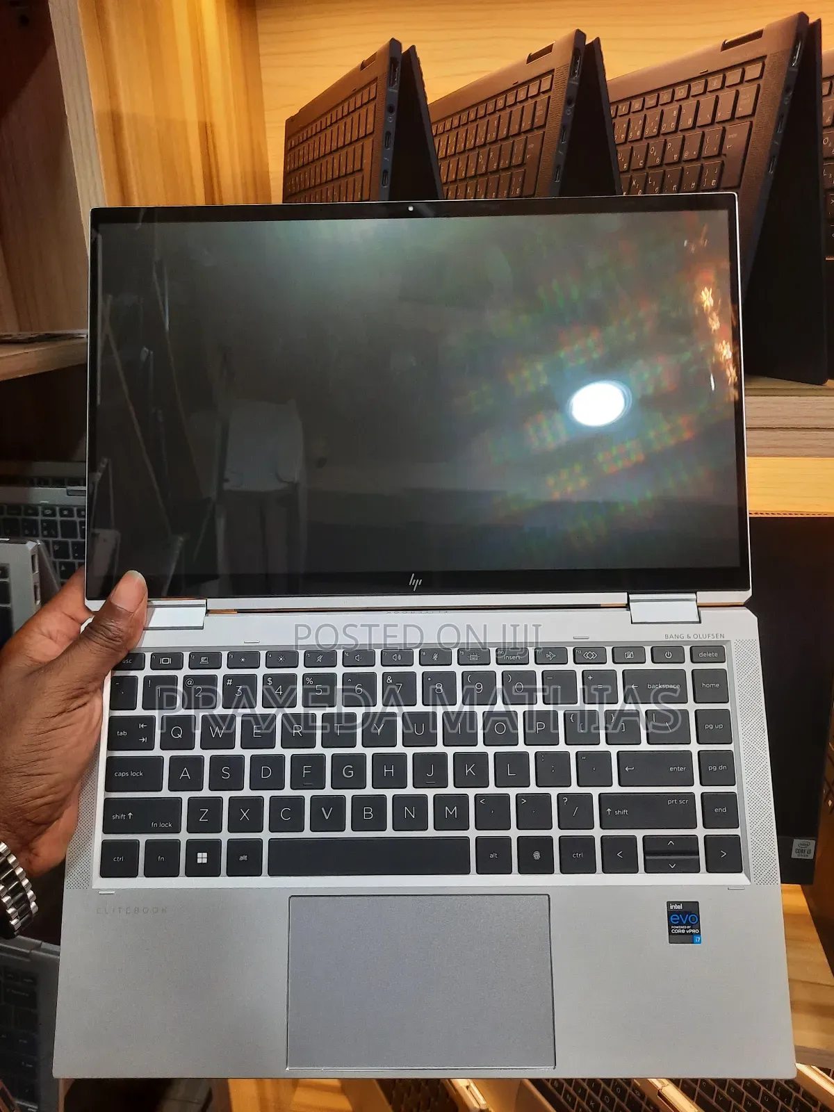 New Laptop HP EliteBook 1040 G8 16GB Intel Core I7 SSD 512GB