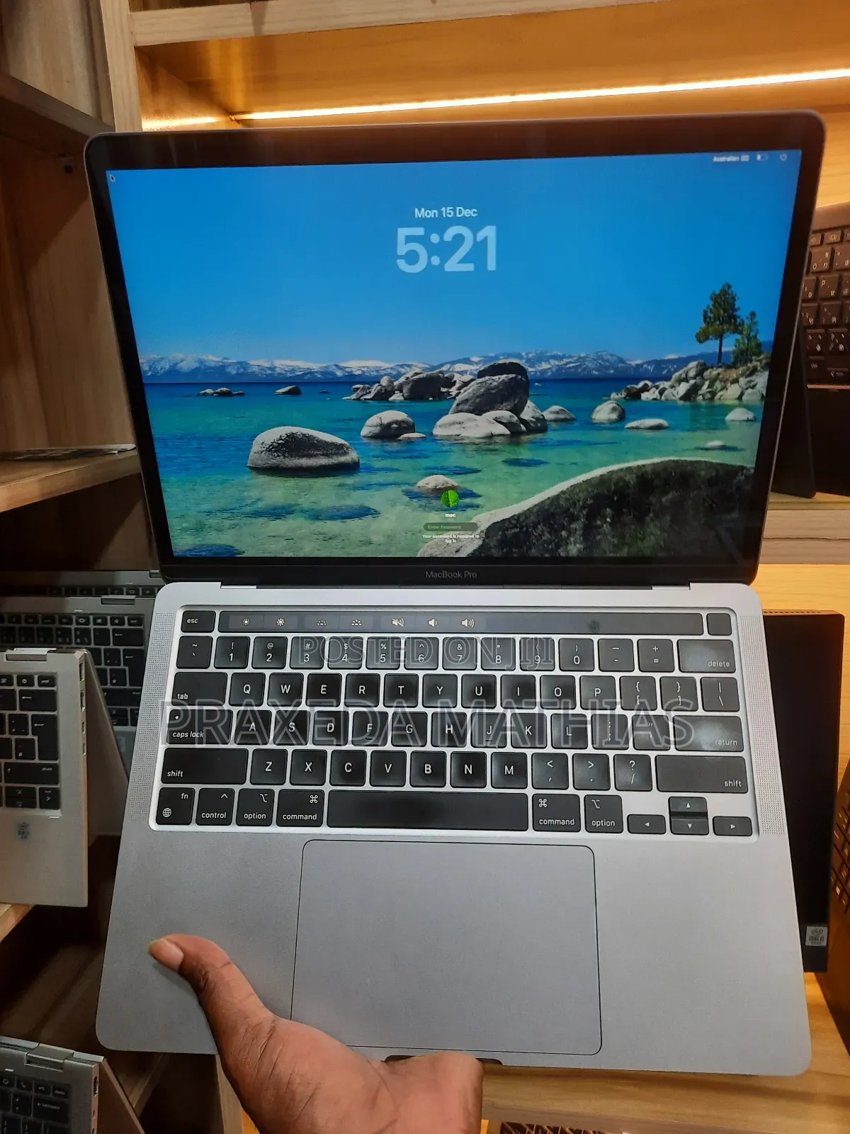 Laptop Apple MacBook Pro 2020 M1 16GB Apple M1 SSD 512GB