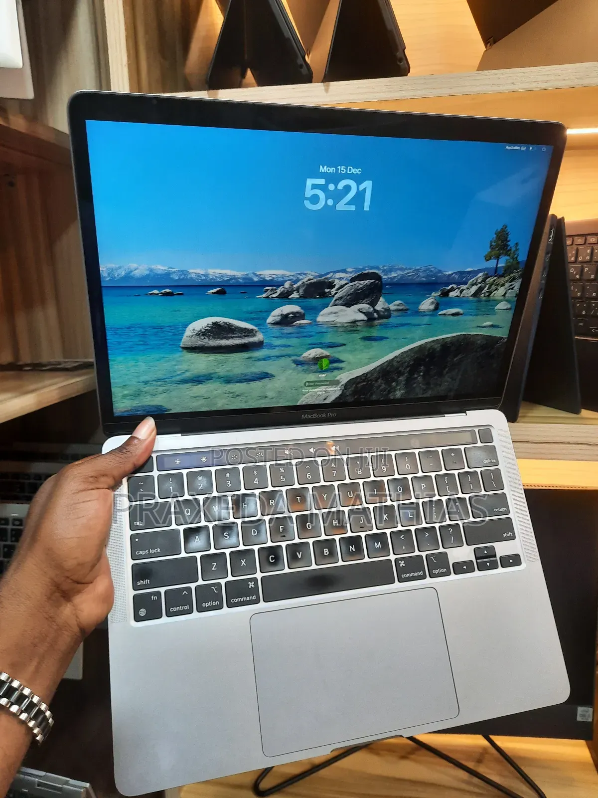 Laptop Apple MacBook Pro 2020 M1 16GB Apple M1 SSD 512GB