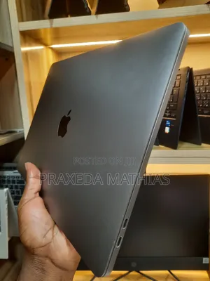 Laptop Apple MacBook Pro 2020 M1 16GB Apple M1 SSD 512GB