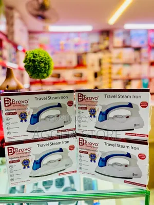 Bravo Travel Iron S1001 Brand New
