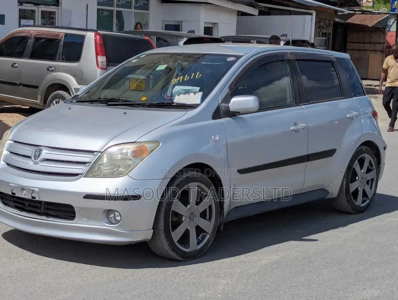 Toyota IST 2002 Silver
