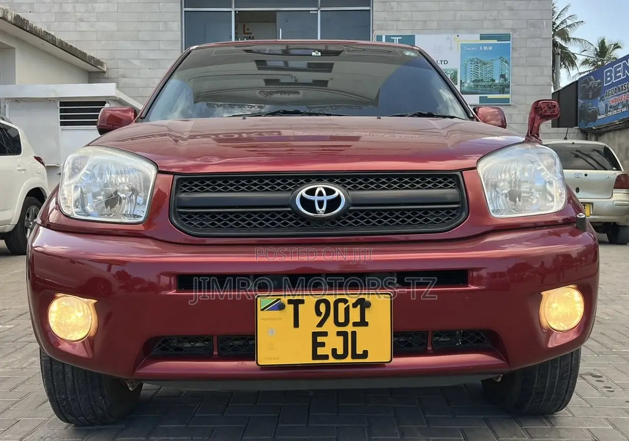 Toyota RAV4 2010 Red