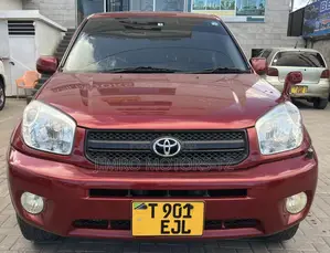 Toyota RAV4 2010 Red