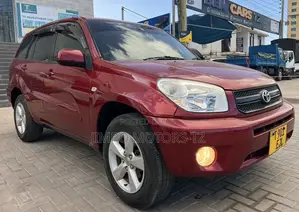 Toyota RAV4 2010 Red