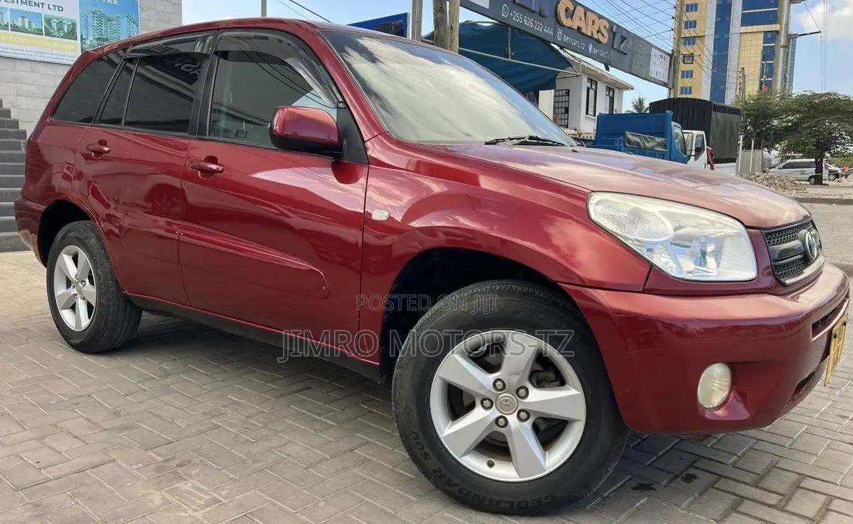 Toyota RAV4 2010 Red