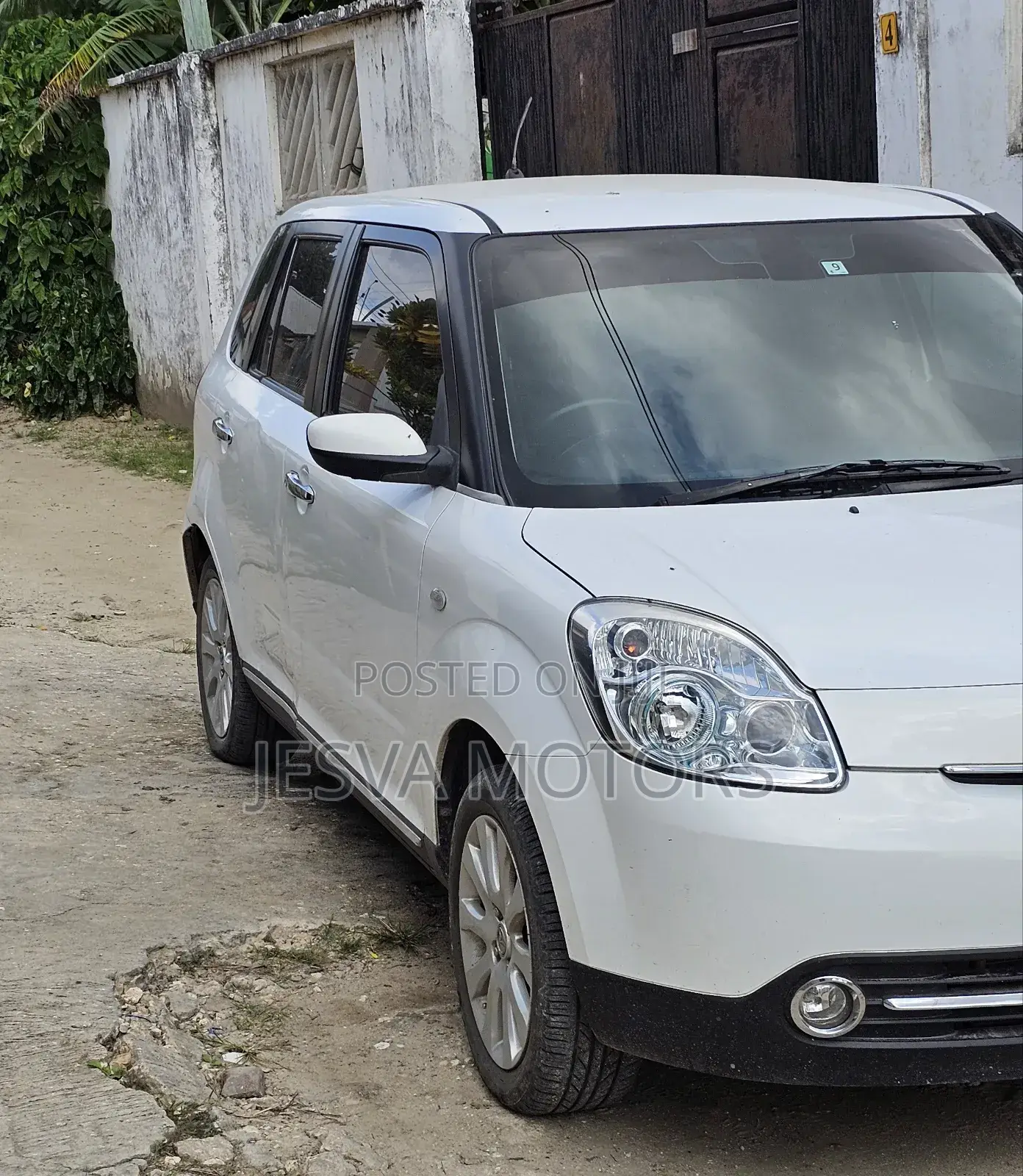 Mazda Verisa 2009 Pearl