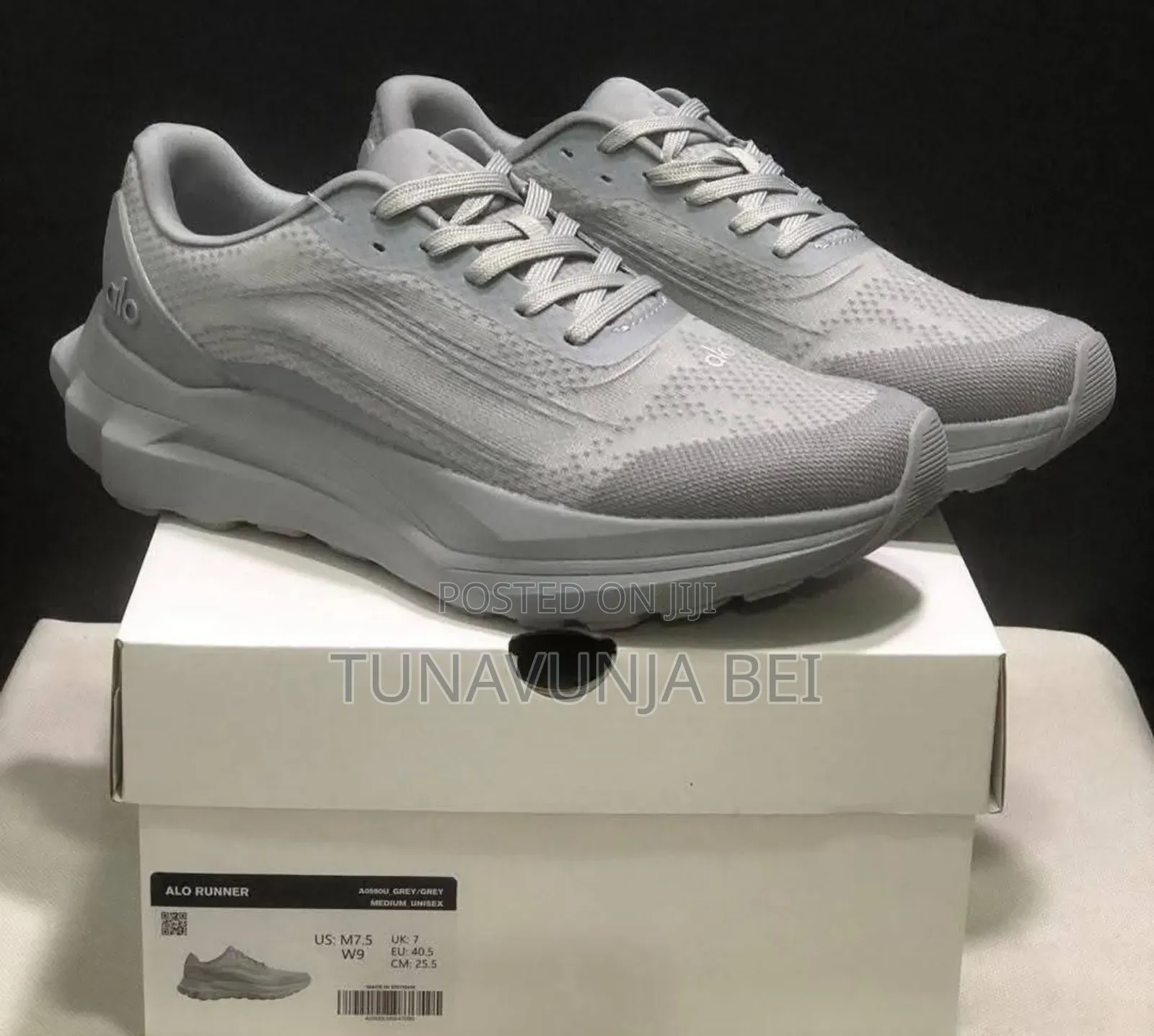 Alo Yogaa Sneakers Og