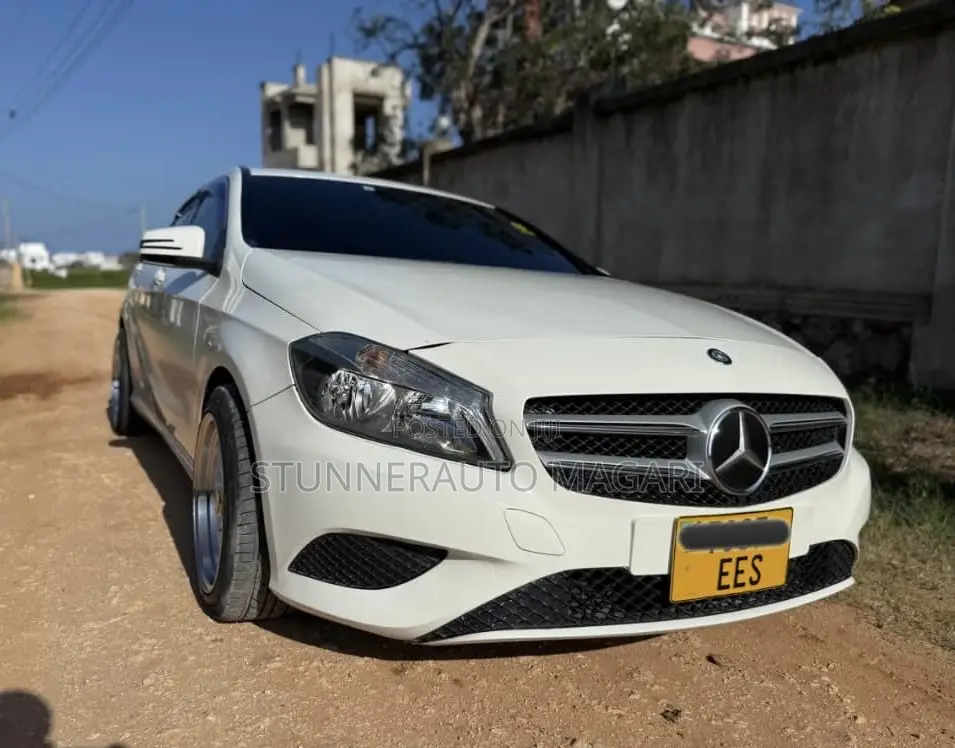 Mercedes-Benz A-Class 2014 Pearl