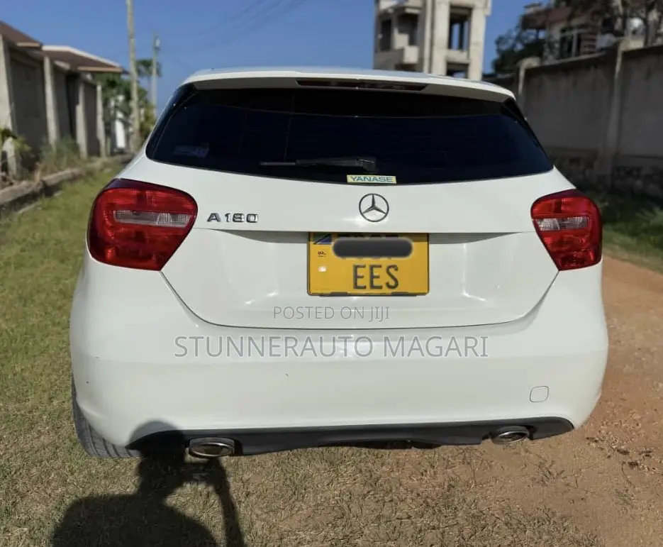 Mercedes-Benz A-Class 2014 Pearl