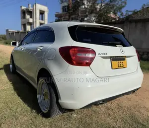 Mercedes-Benz A-Class 2014 Pearl
