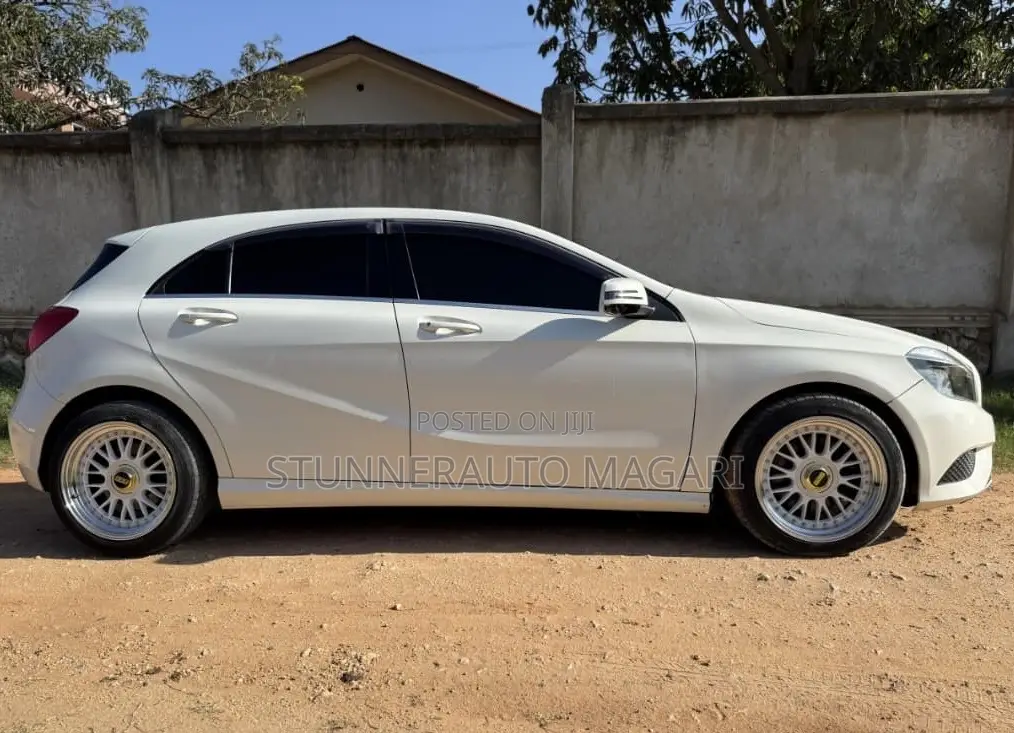 Mercedes-Benz A-Class 2014 Pearl
