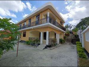 6bdrm House in Msuguli, Kimara for sale
