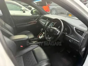 Toyota Harrier 2019 White