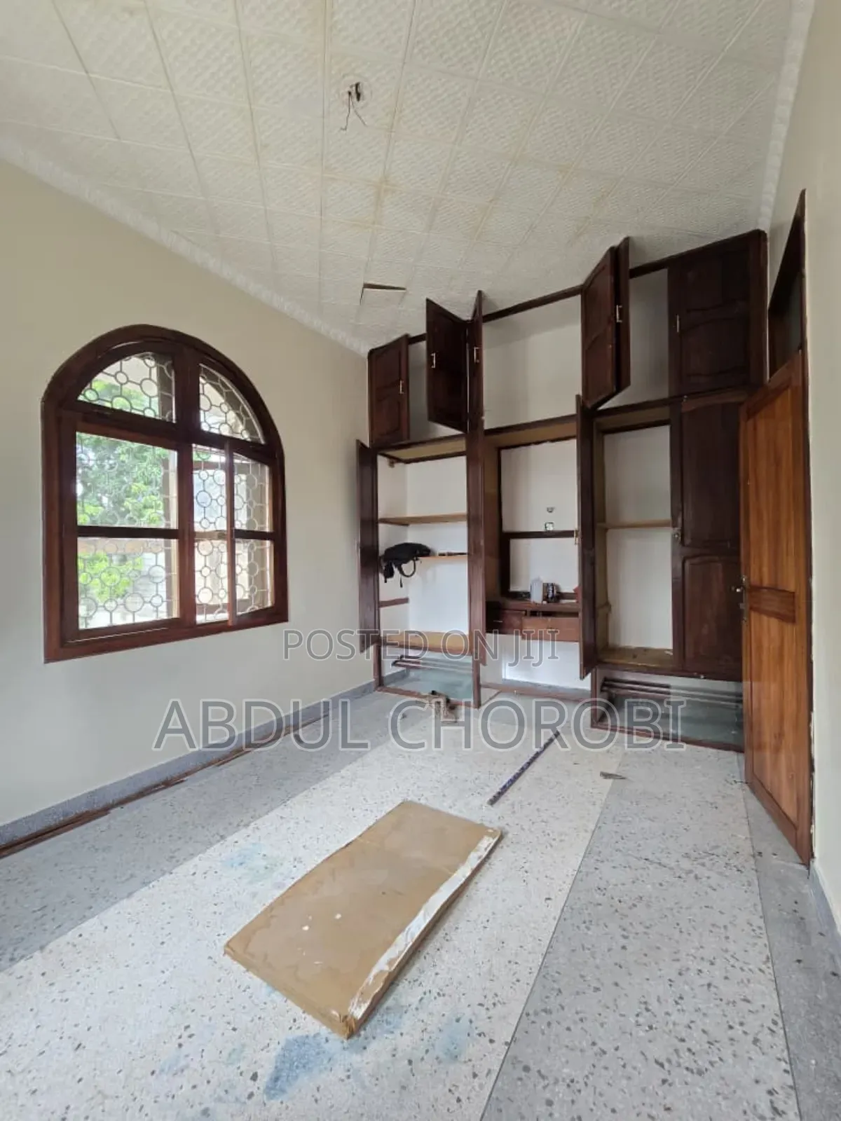 6bdrm Bungalow in Mikocheni for rent