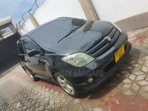 Toyota IST 2005 Black