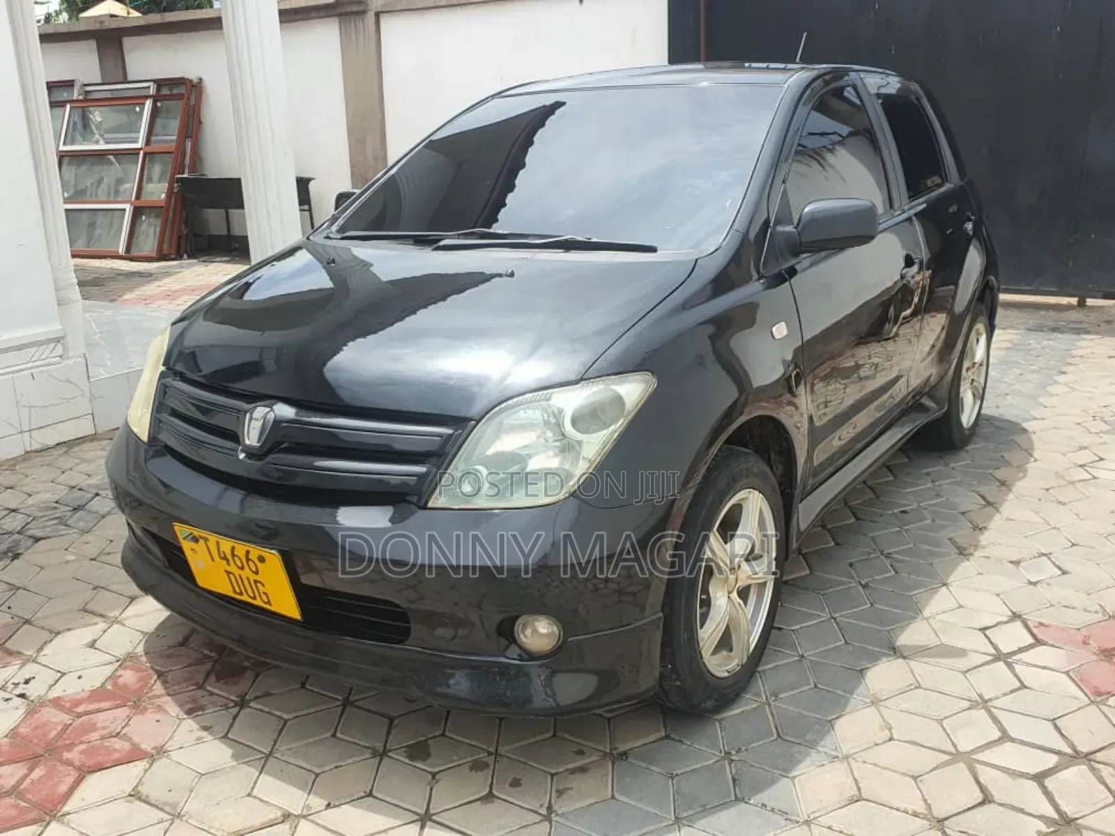 Toyota IST 2005 Black