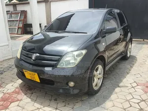 Toyota IST 2005 Black