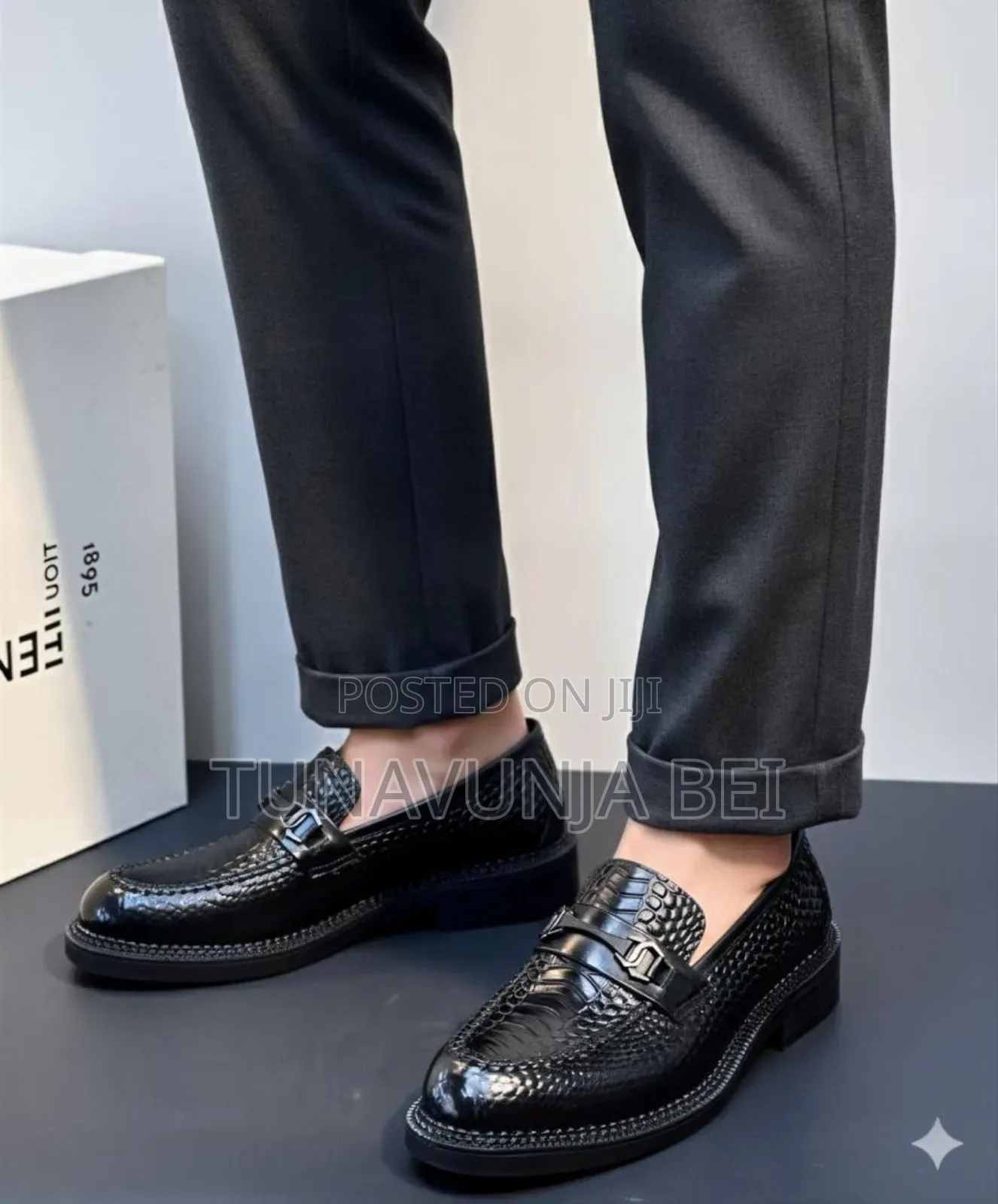 Ross Brand / Classic Moccains Shoes