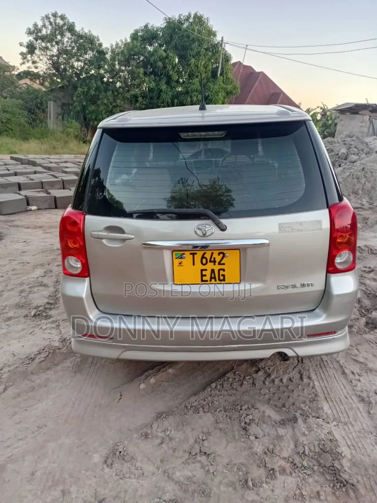 Toyota Raum 1.5 AWD 2004 Silver