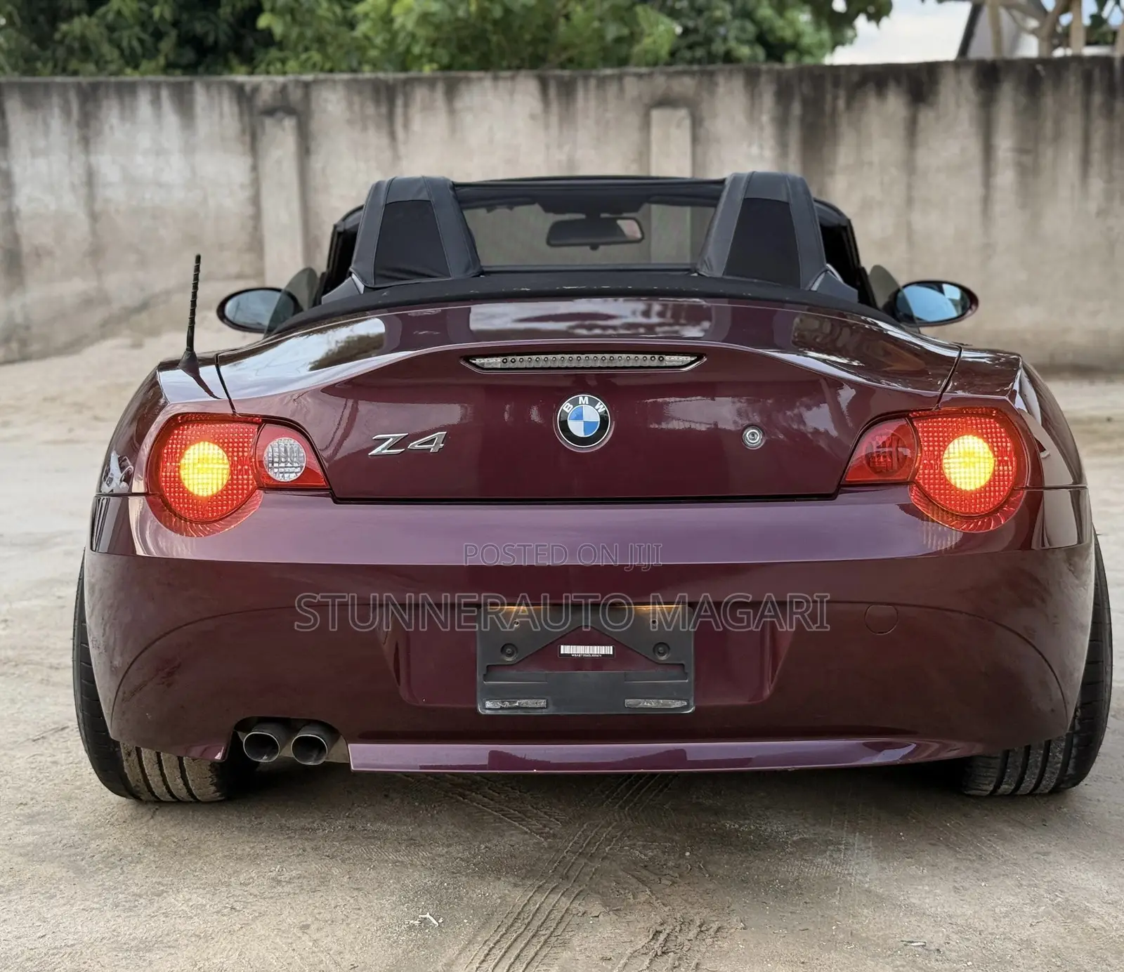 BMW Z4 2005 Maroon