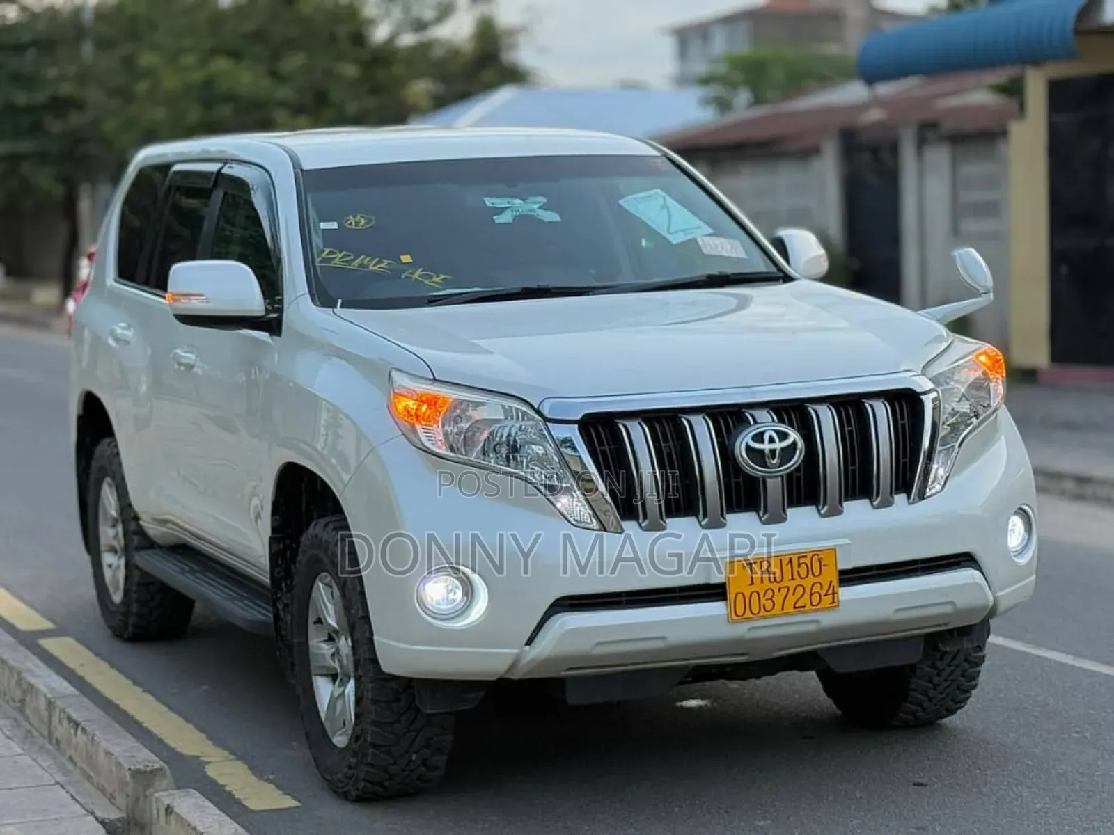 Toyota Land Cruiser 2018 White