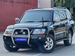 Mitsubishi Pajero 2005 Black