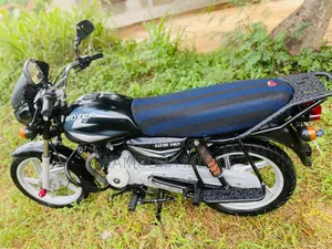 Bajaj Boxer 125 2025 Black