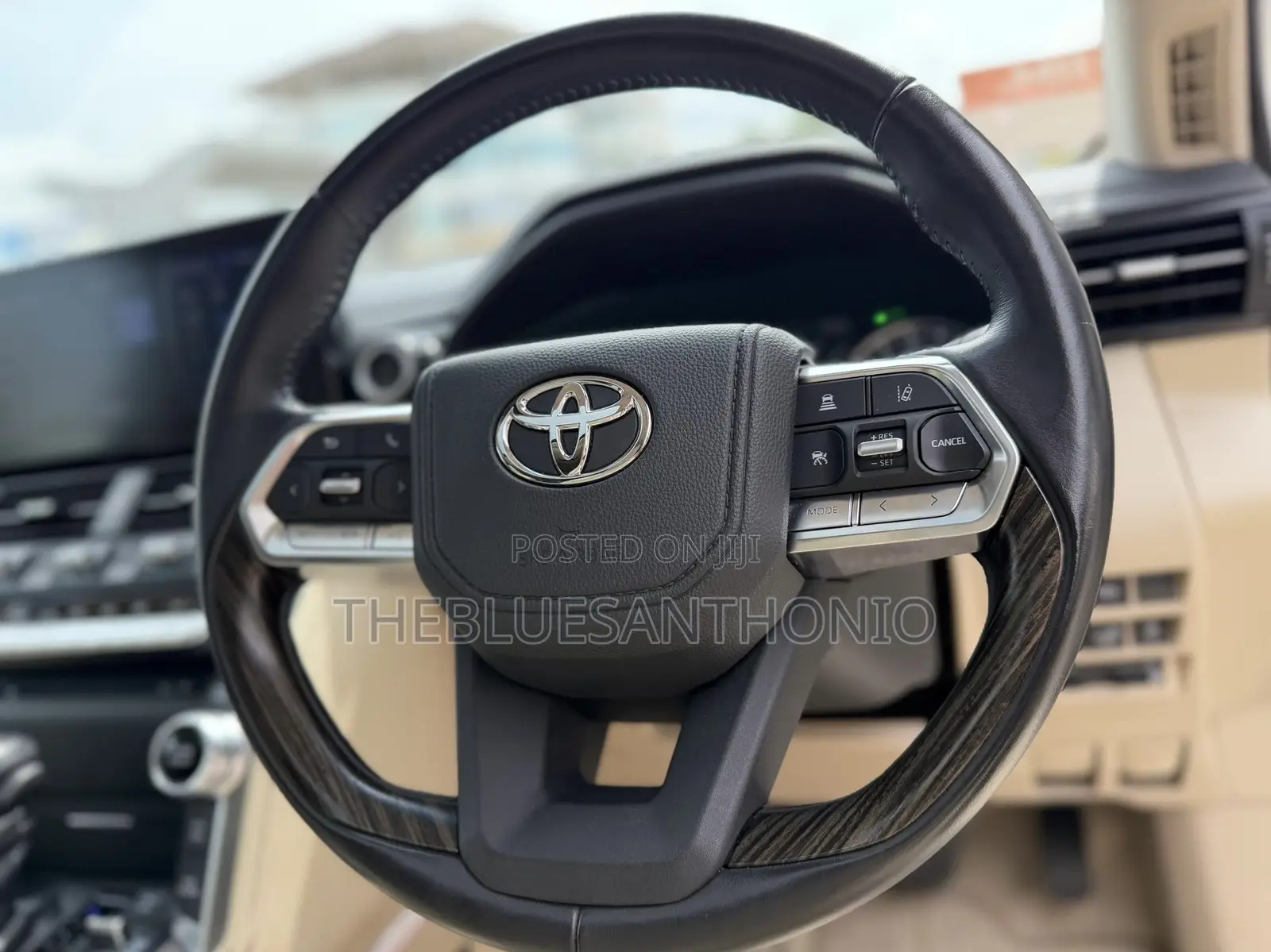 Toyota Land Cruiser 2023 White