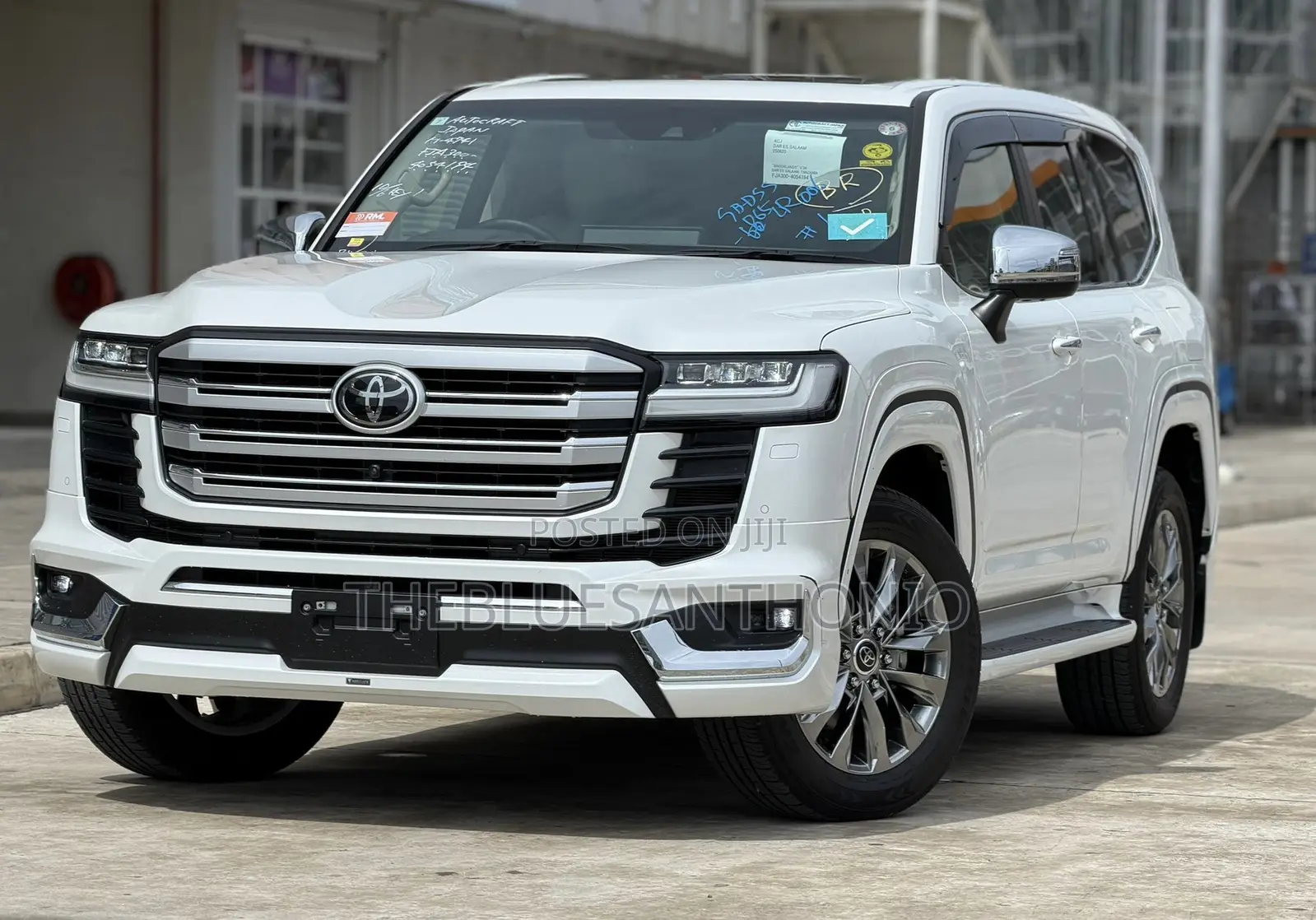 Toyota Land Cruiser 2023 White