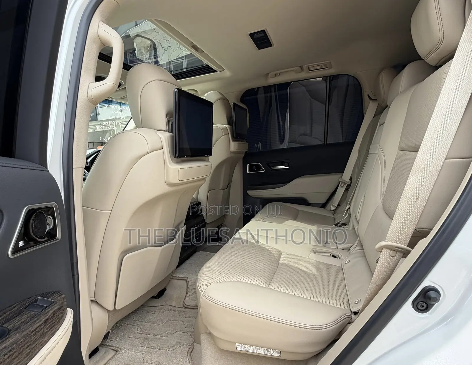 Toyota Land Cruiser 2023 White