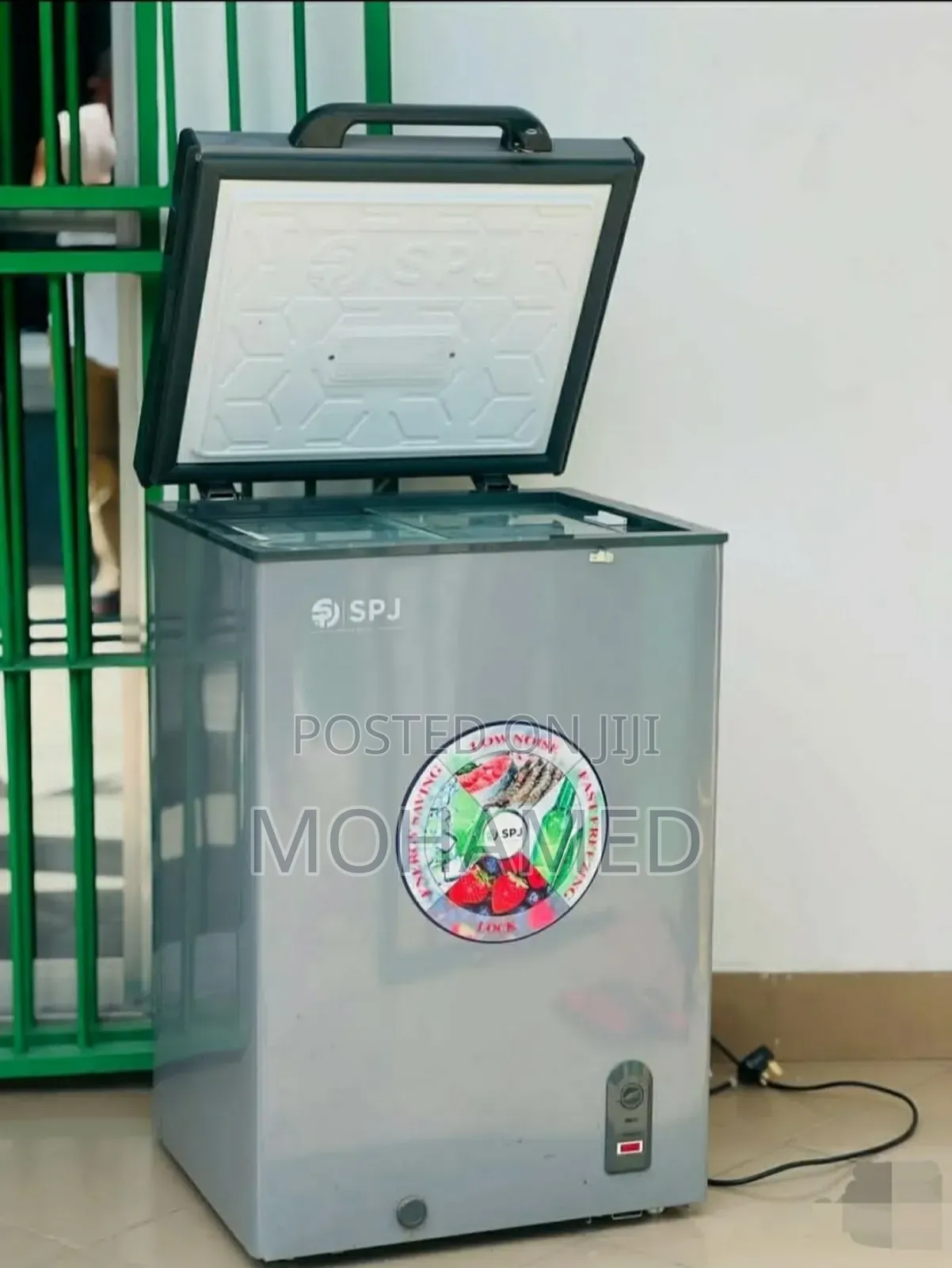 SPJ Single Door Freezer 100l