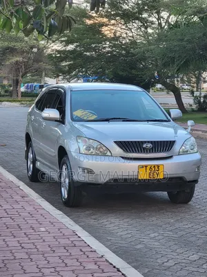 Toyota Harrier 2004 Silver