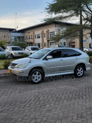 Toyota Harrier 2004 Silver