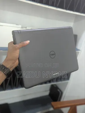 New Laptop Dell Inspiron 14 3452 8GB Intel Core I3 HDD 500GB