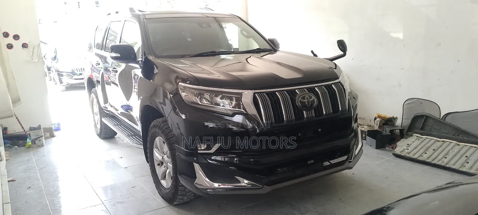 Toyota Land Cruiser Prado 2017 Black