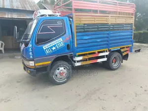 Mitsubishi Canter