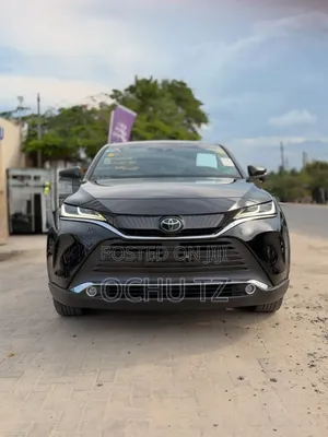 Toyota Harrier 2.0 2020 Black