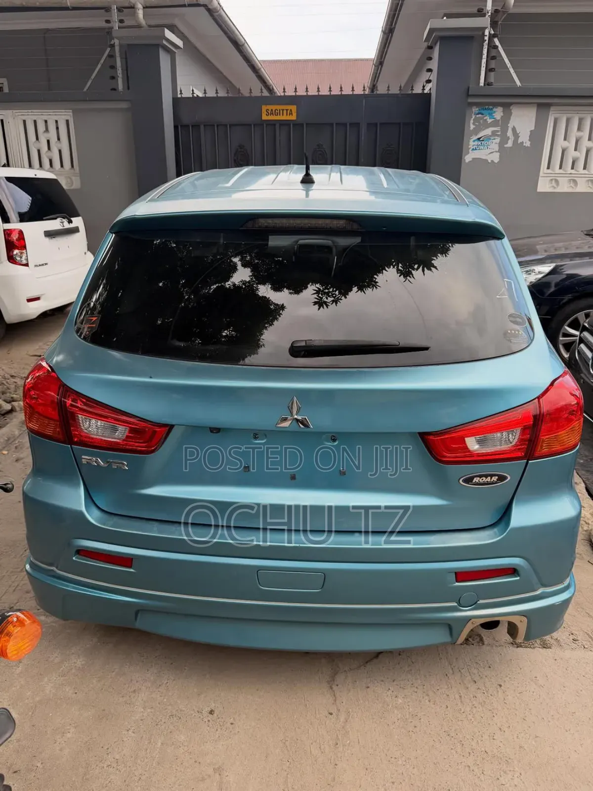 Mitsubishi RVR 2010