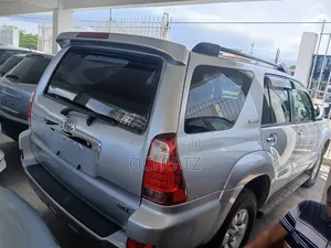 Toyota Hilux Surf 2.7 SSR 2006 Silver