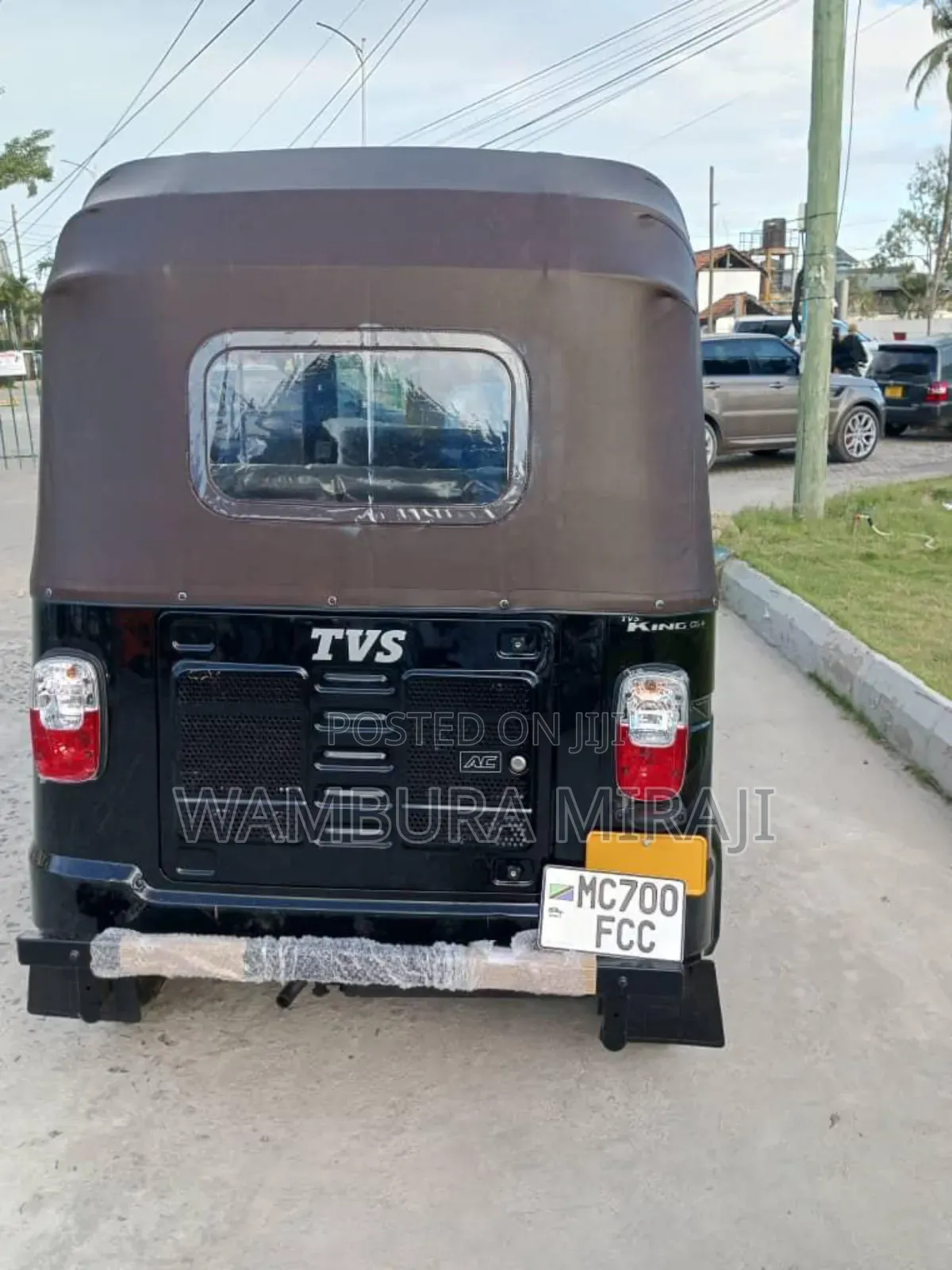 Bajaj Avenger 200 2025 Black